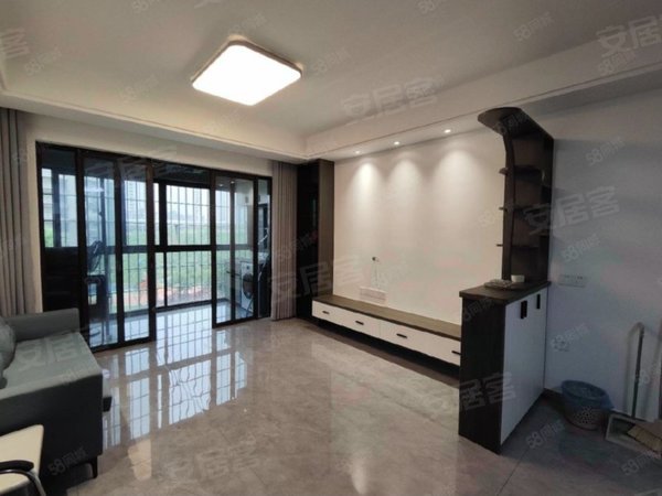 福州仓山火车南站中建香樟南岸山姆会员 香樟南岸 精装三房两卫 设备