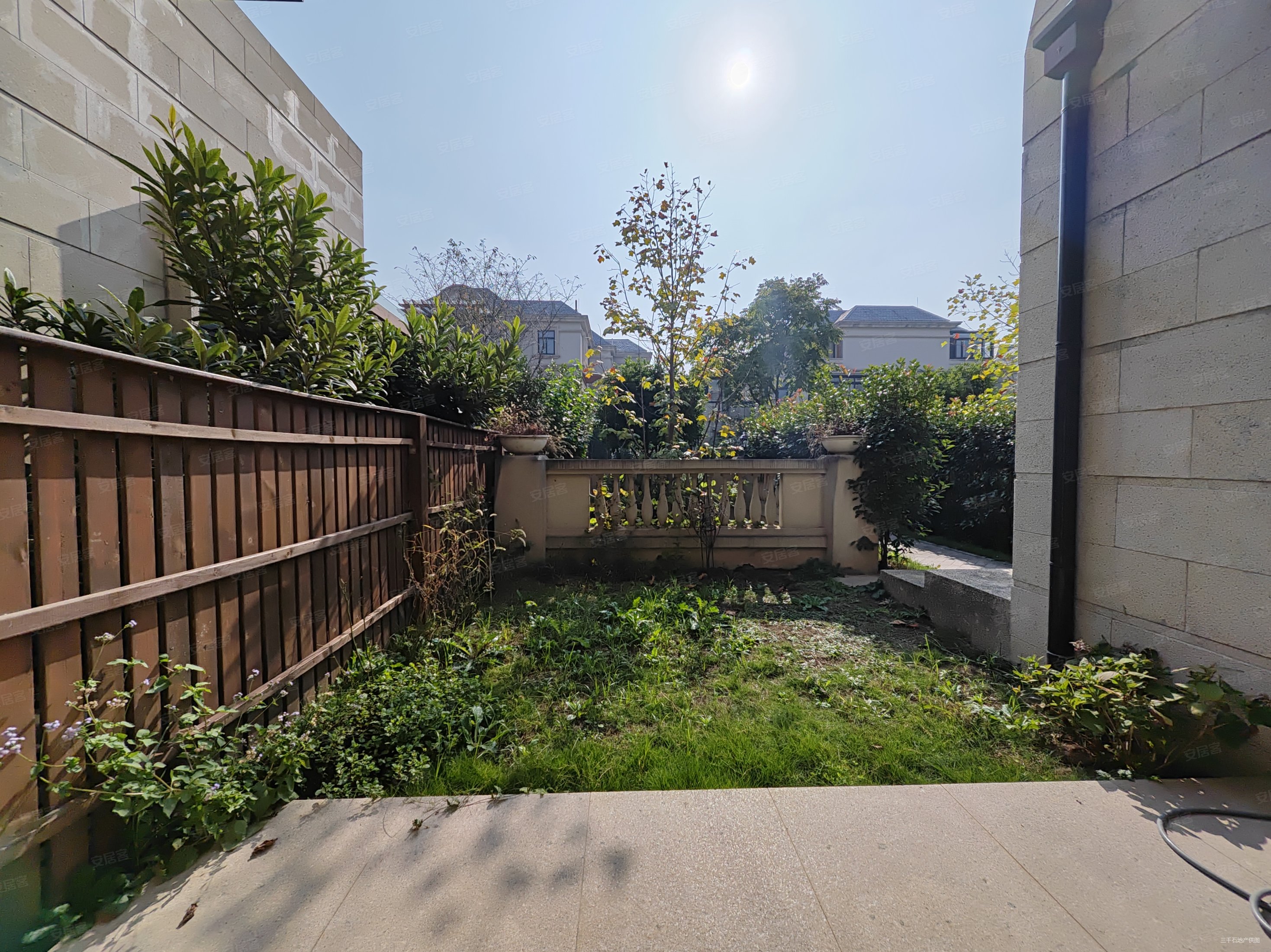 超大地下室,虹桥融景(别墅)二手房,1900万,3室2厅,4卫,297平米-上海