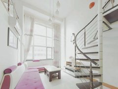 烟台开发区天地广场天地一品 2室1厅 复式 南 家具家电齐全 价格美丽出租房源真实图片