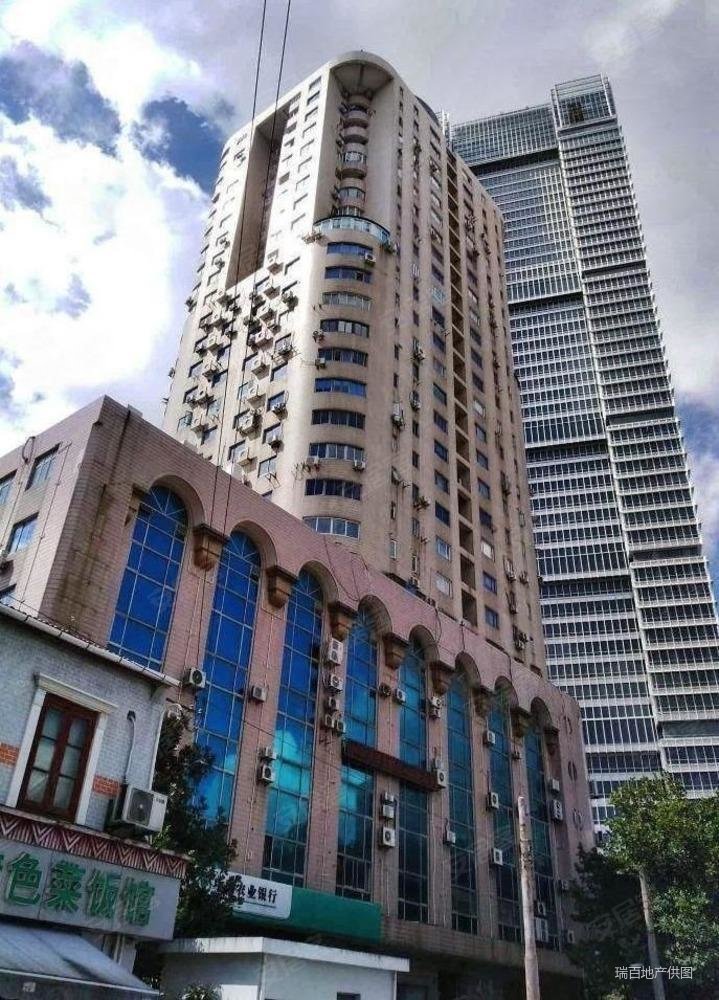 建爱大厦3室2厅2卫126.92㎡南北842万