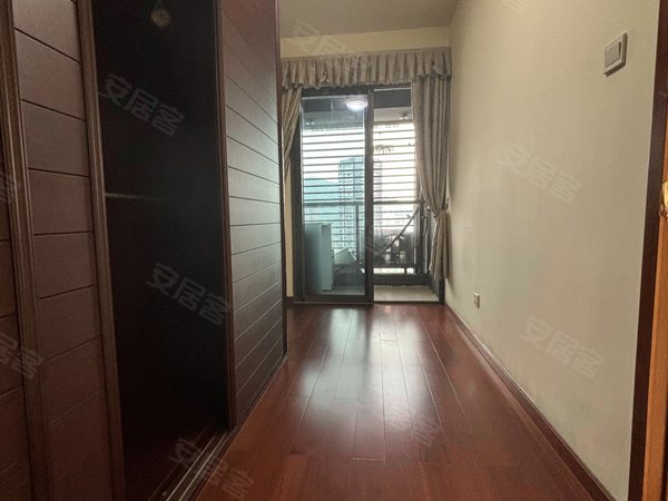 【多图】南园枫叶公寓,南油租房,诚意出租,南光站地铁12号线旁,精装全