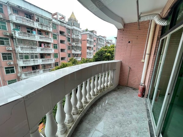 深圳龙岗龙城国际城市花园城市花园小区房 精装大单间 带阳台 采光好