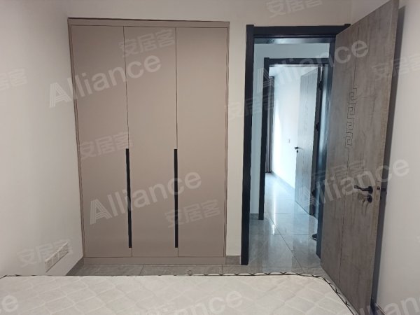 包头东河人民公园吾悦和府(一二三期)东河吾悦精装精装两居室 7米大客厅出租房源真实图片