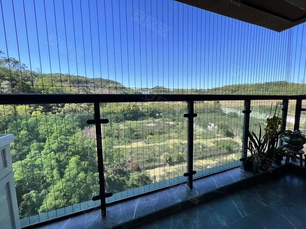 【多图】银湖半山,红岗花园租房,银湖半山喜出新房 精装小三房 可拎包