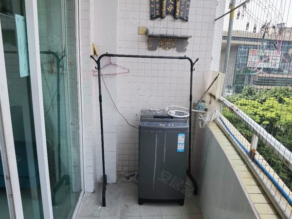 广州海珠广州大道南翠馨华庭翠馨华座 复式三房 干净整洁 拎包入住