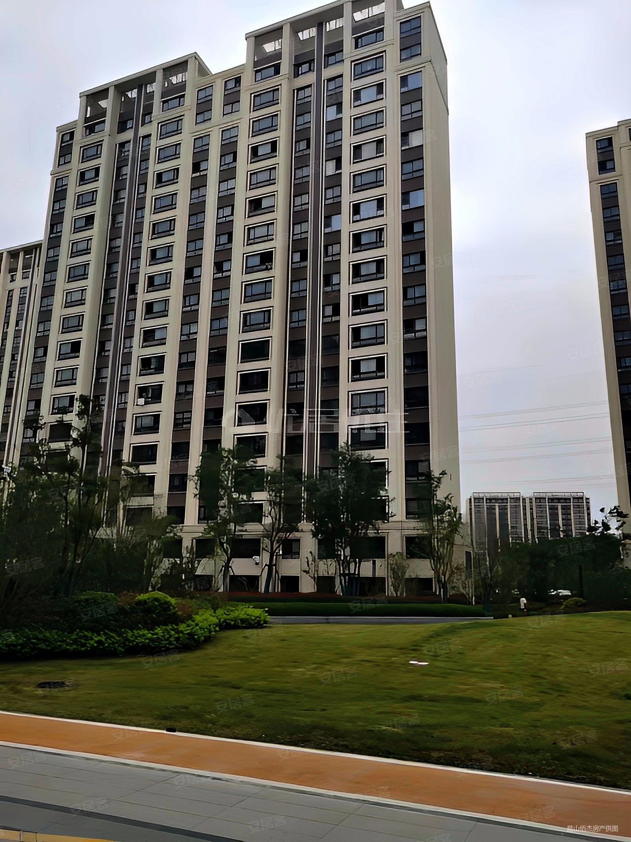 130平翡丽兰亭3室南北通透房东急置换诚心出售