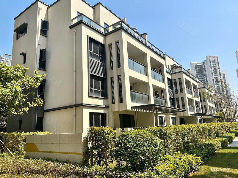 新力城叠墅上叠带100平露台上下三层高实用率