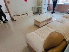 通化东昌西山体育场佳泰金水湾,3楼电梯,83平,1300包取暖费物业,2室1厅出租房源真实图片