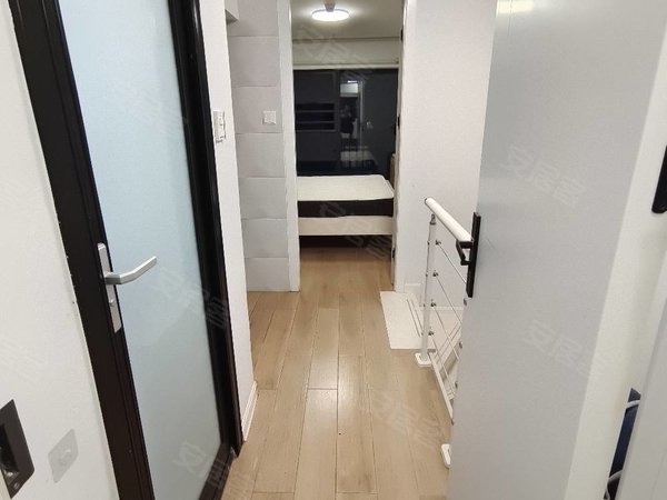 【多图】保利首开中庚乌山九巷(商住楼),安泰租房,免租期送半个月