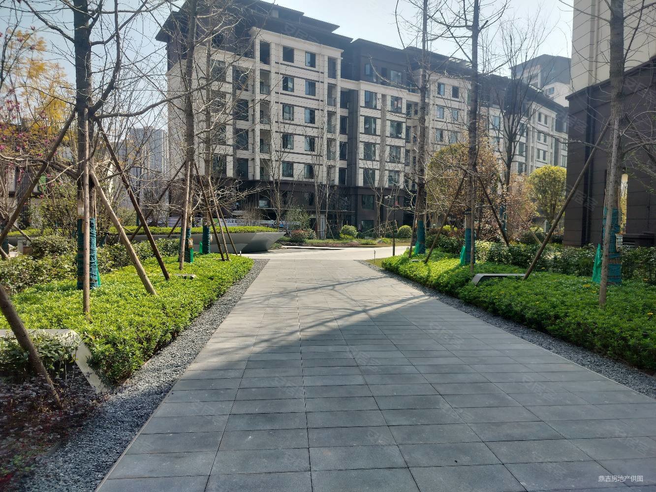 荣商学府康城a区