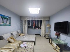 喀什喀什市喀什城区明升国际附近 4楼 88平 两室两厅 家具齐全 拎包入住急租出租房源真实图片