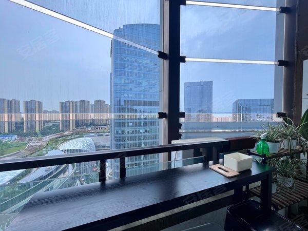 重庆渝北汽博中心约克郡汀兰(商住楼)照母山 光环 约克郡汀兰商务楼