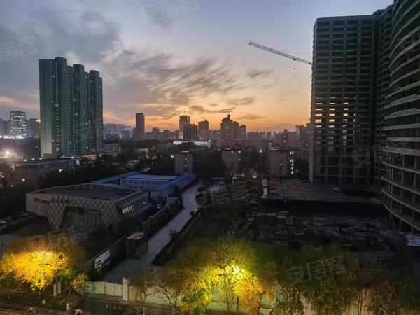 郑州金水丰庆路张家村新区出租 出门地铁口 正弘城 张家村站 可短租