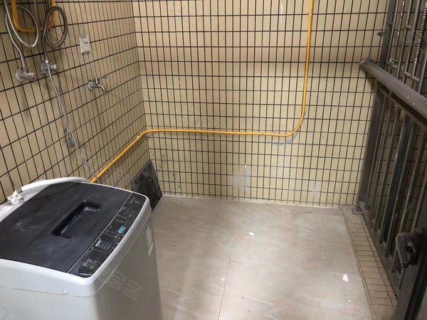 【多图】东漖新村,坑口租房,东漖新村 77方 电梯2房 东南向 业主人好