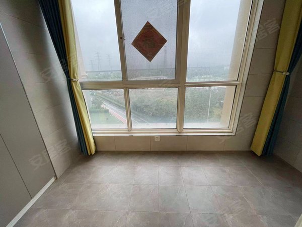 铁建水岸雅苑17栋1单元503b