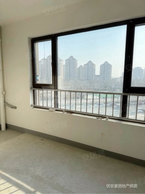 合盈园大平层洋房采光好没有遮挡好位置