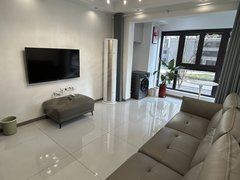 如皋如皋市区中山西路如皋吾悦旁小三室出租，拎包入住，装修精致，采光很好出租房源真实图片