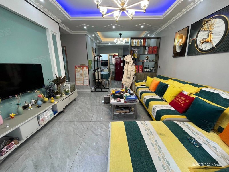 东城1号精装修拎包入住中间楼层采光好双卫生间