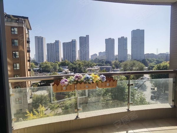 北京朝阳酒仙桥丽都水岸水岸品质两居 价格可谈 采光好,房况好出租