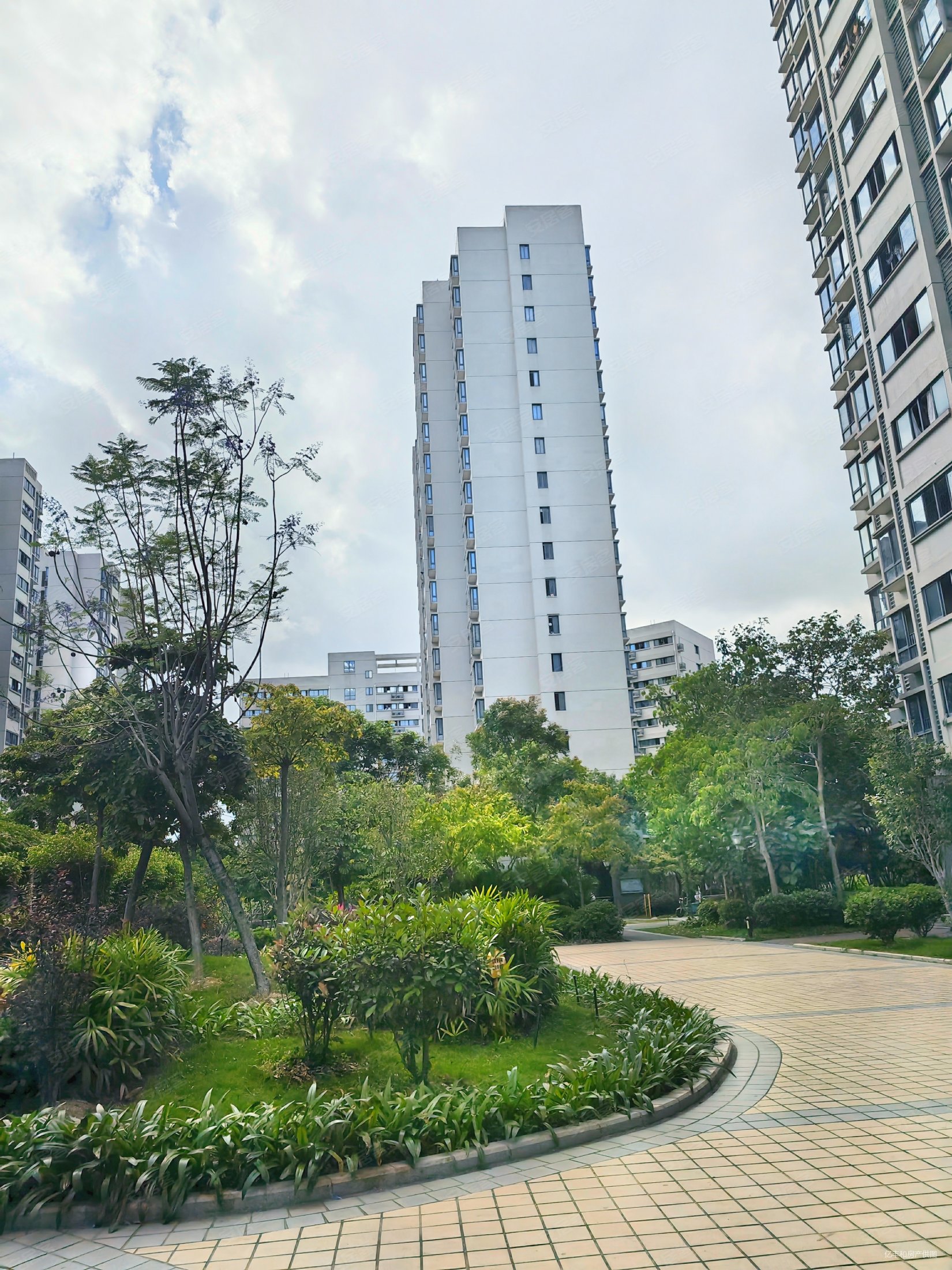 厦门房产网>厦门二手房>集美二手房>厦门北站二手房>后溪花园>