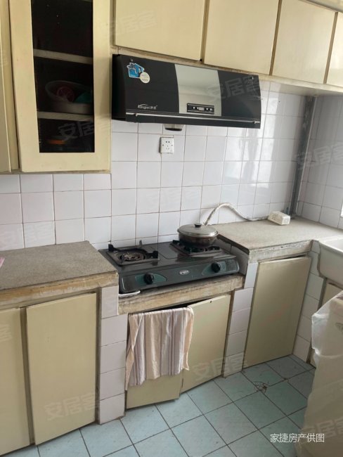 机械新村两室朝南价格可谈有钥匙