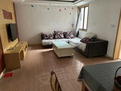 连云港赣榆新城中学隔壁蓝湾御景多层住宅出租，基本家具家电，拎包入住出租房源真实图片