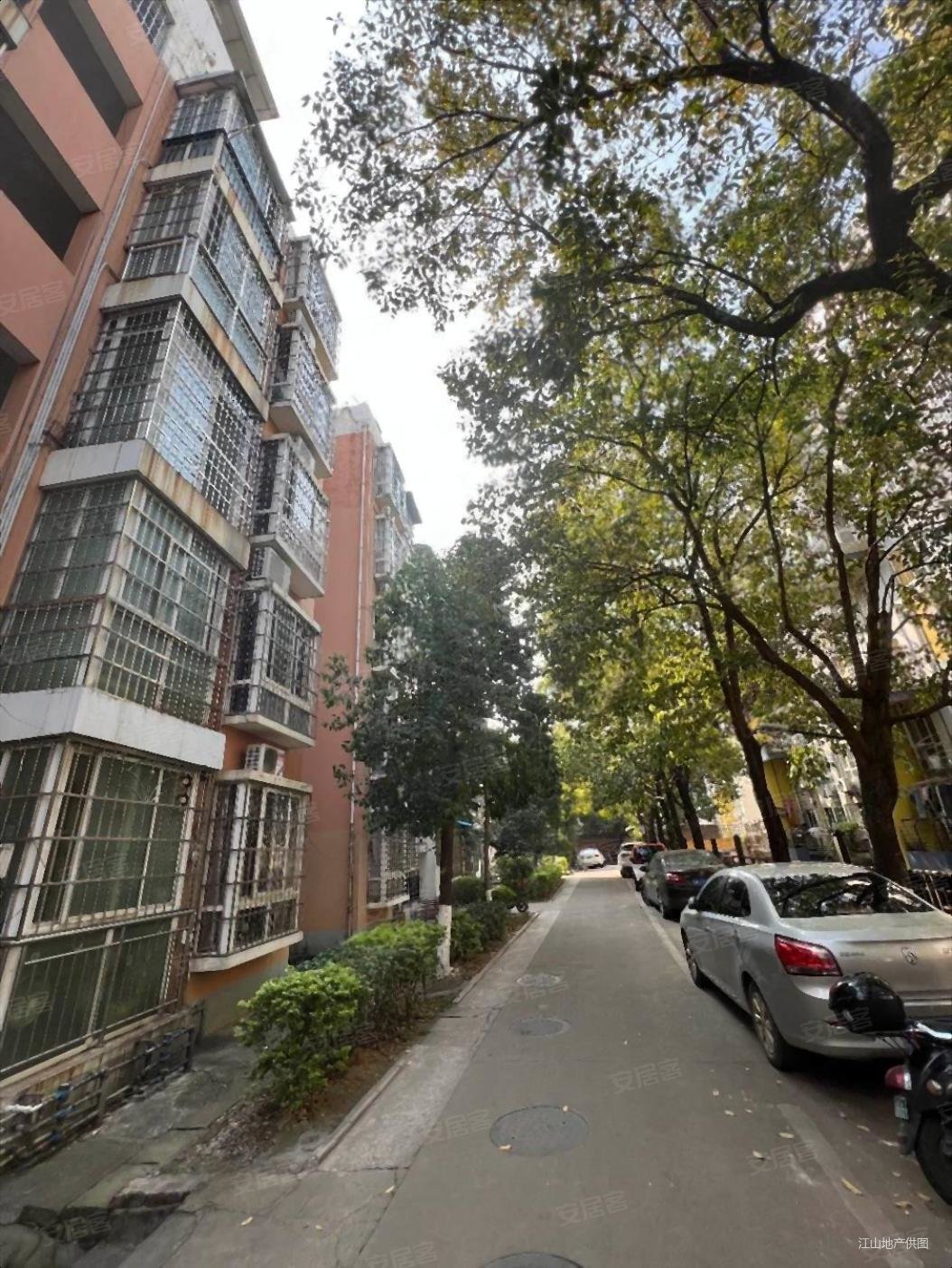 南北通透单价5千多,阳光花园二手房,100万,5室2厅,3卫,187平米-柳州