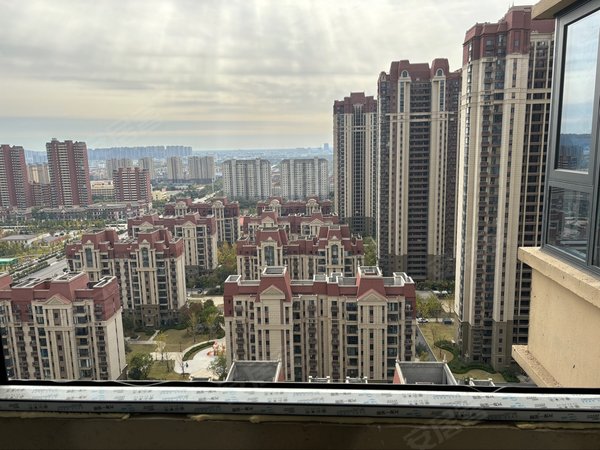 亳州谯城南半球恒大林溪郡精装修,第一次出租,东西可配出租房源真实