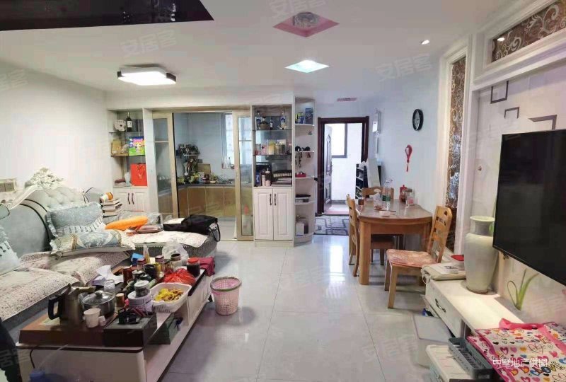 恒泰城宫 满五   临地铁 双卫 带电梯 南北通透