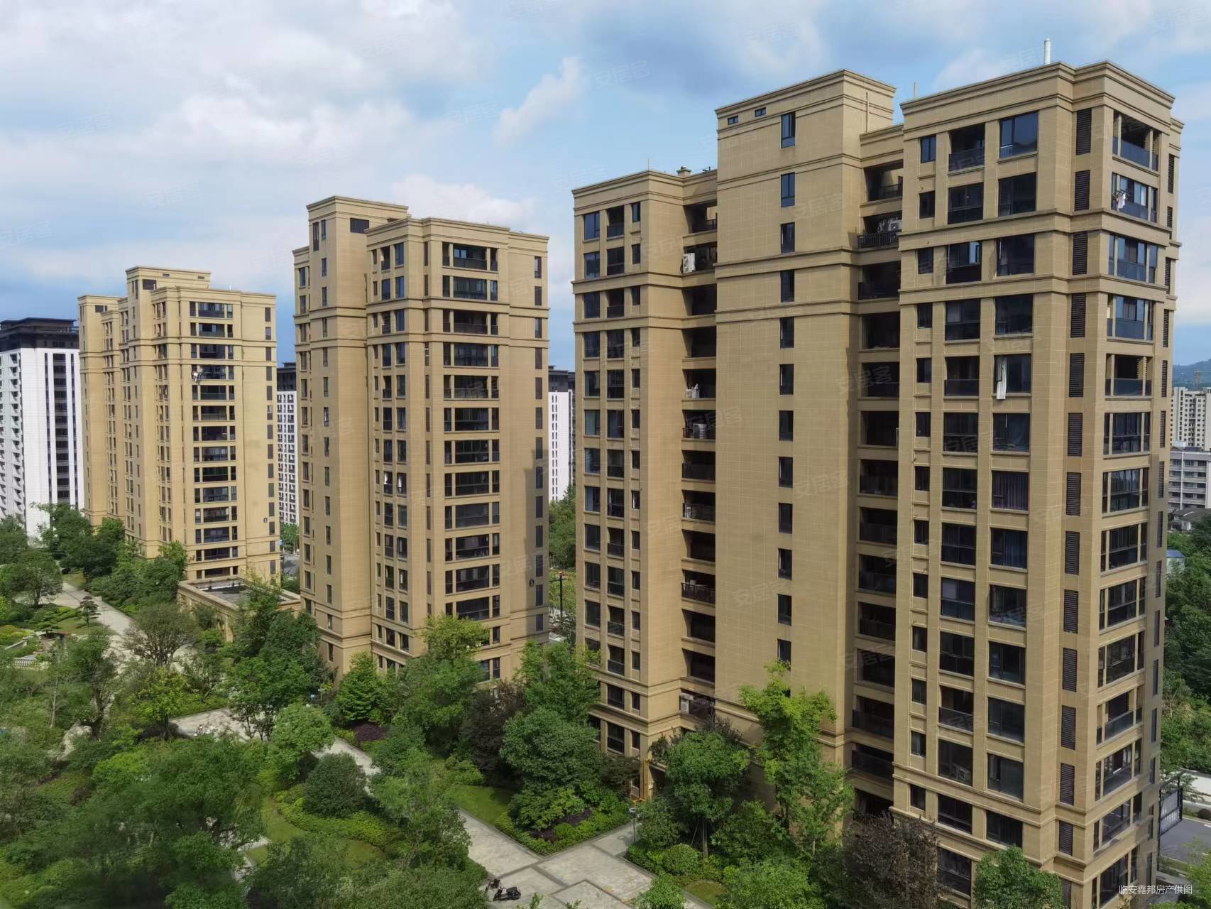 晨曦四中次新小区城中府毛坯税费自理