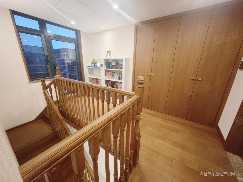 娄江新城 积水二期上叠加 豪华装修 带2个车位,曼悦裕沁轩二手房,488