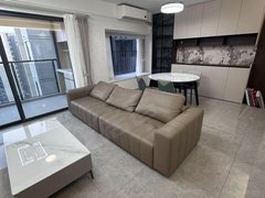 海丰鹅埠鹅埠城区书香雅苑 4室2厅2卫 119平 南北通透 精装修 领包入住出租房源真实图片