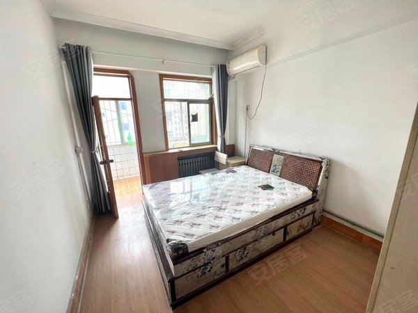 济南历城七里堡慧都园新出单身小公寓 临近七里堡地铁站 精装修 随时