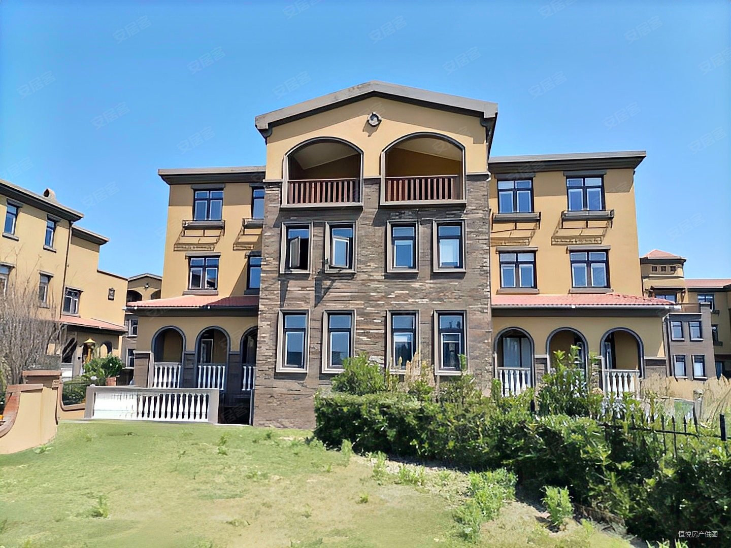 华纺易墅上海湾(别墅)5室2厅5卫482㎡南北1100万