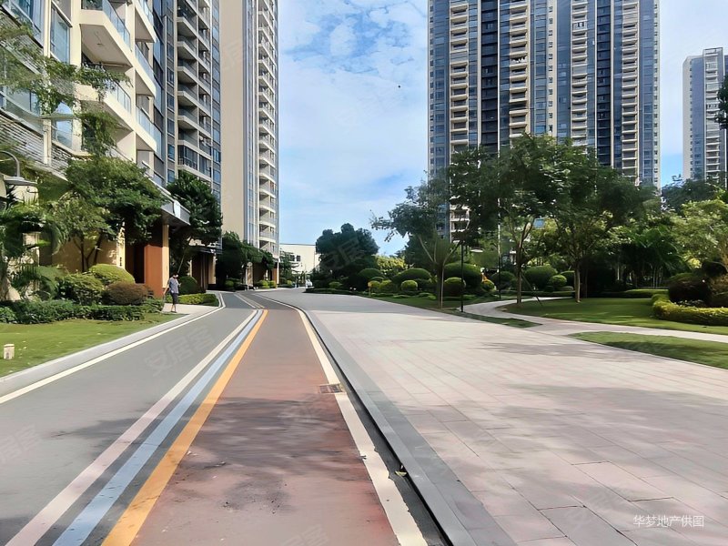 天樾湾南北通精装修四房楼层采光好免个税业主急售