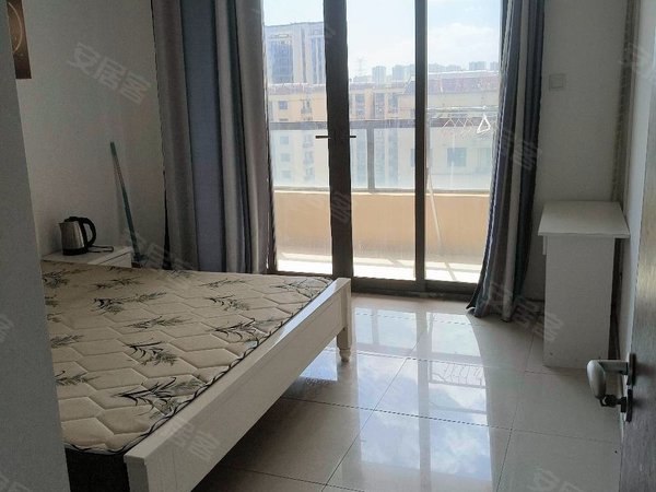 无锡新吴鸿山鸿坤理想湾,鸿坤理想湾精装带阳台大单间.