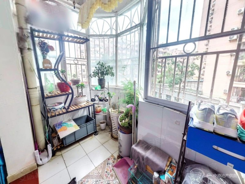 丽湖花园两房两厅 中间楼层 户型实用 总价低