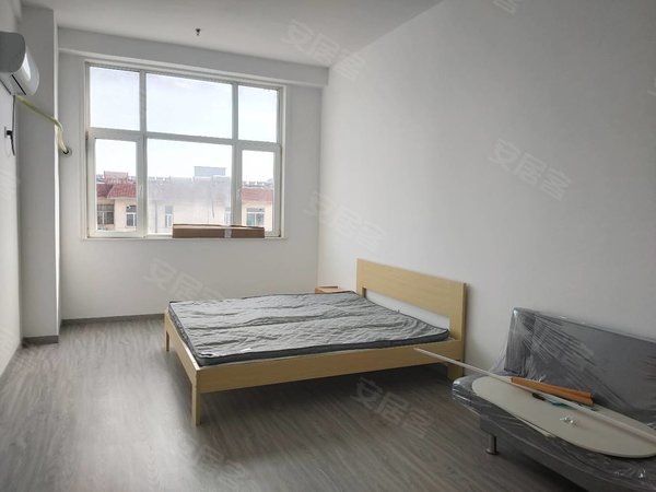 潍坊青州青州城区香江大厦香江大厦电梯5楼1室中装带家具家电拎包入住