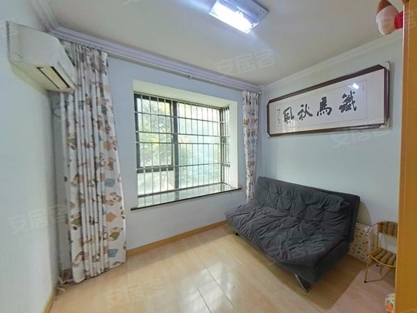 杭州钱塘大江东帝景园8号线河庄地铁口南北通透自住精装修 大阳台带