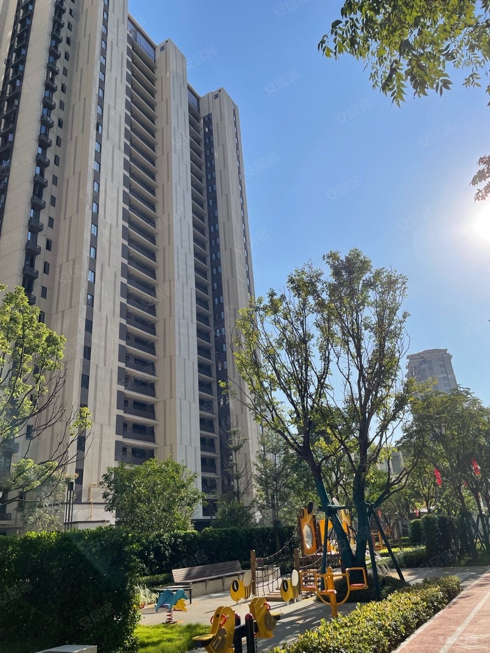 排尾万科金域国际物业管理好地段好社区绿化好