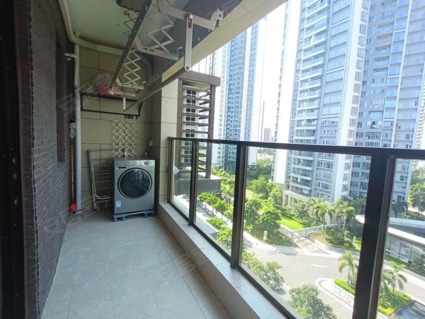 格力海岸(三期) 5室2厅3卫 电梯房 精装修190平米,高新区租房-珠海58