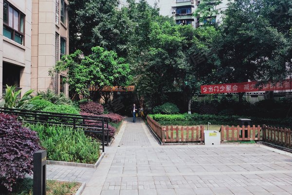 保利花半里蔷薇园