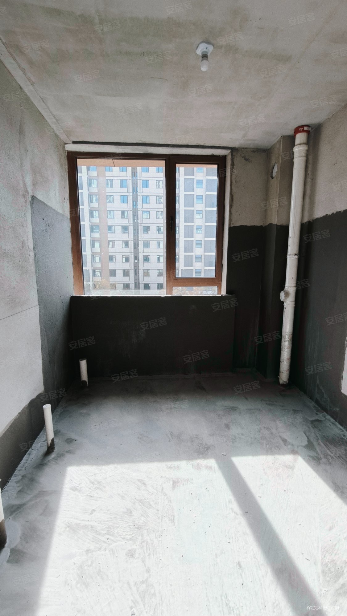 云玺首府4室2厅4卫239㎡南北257万