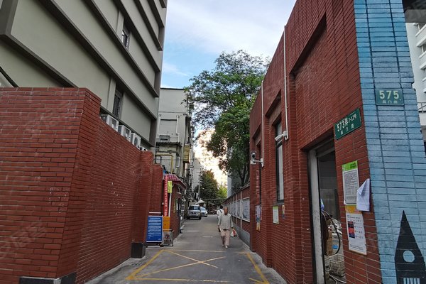 局门路573弄小区