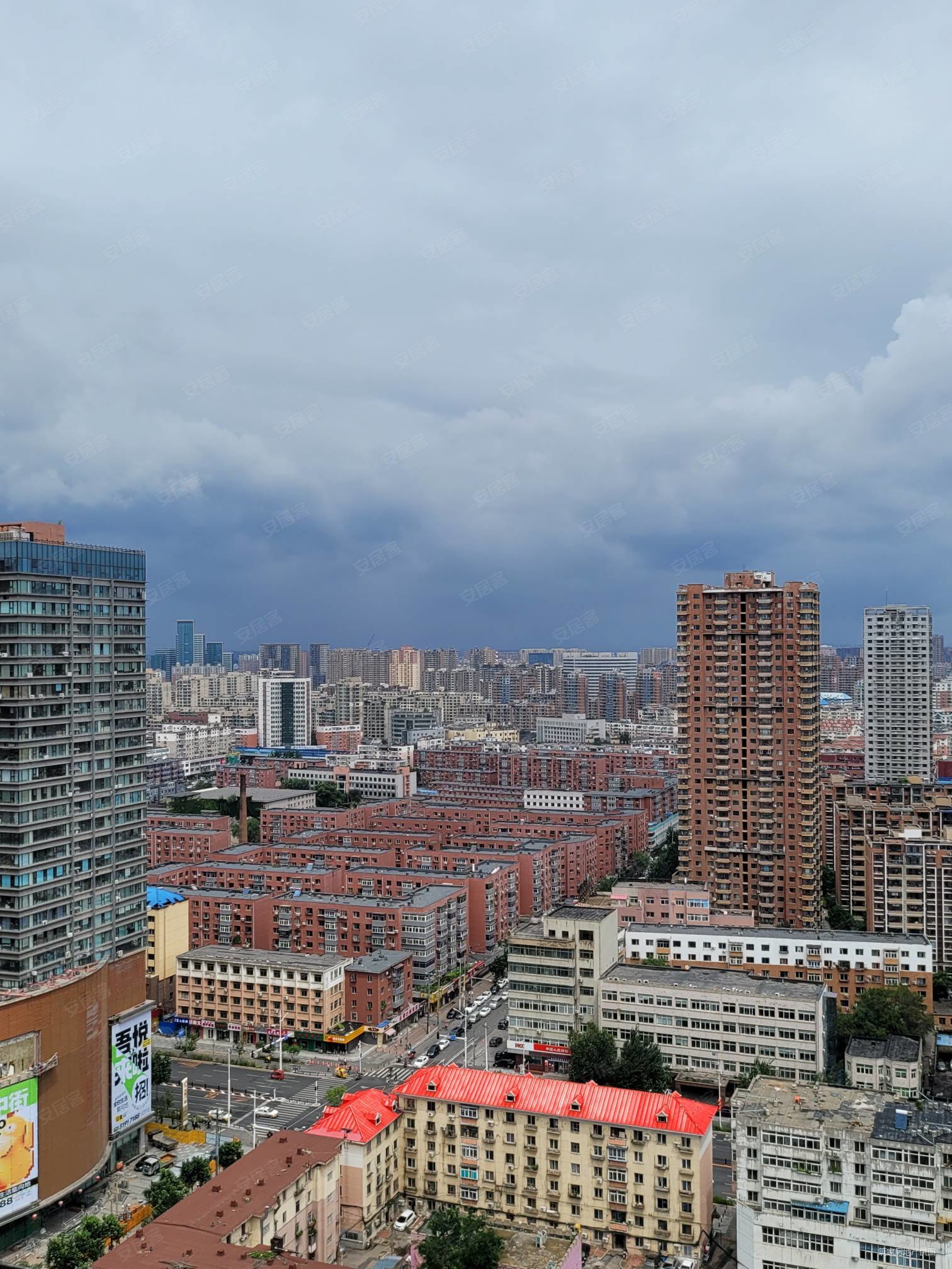 中街商圈 房主包税急售 电梯精装一室一厅 家电齐全 租金高,天润公寓