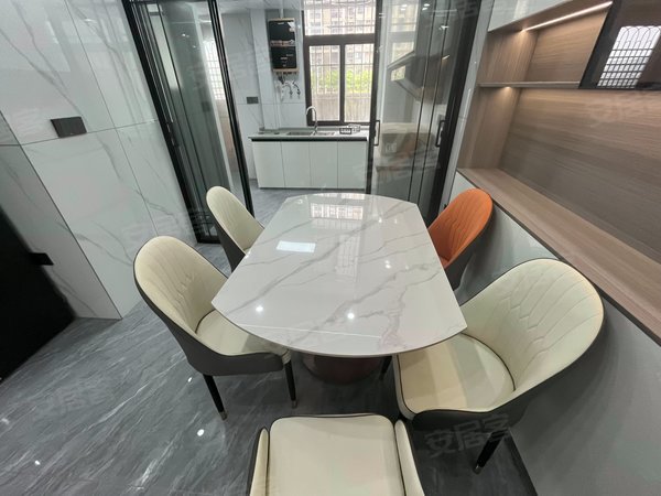 泉州鲤城清濛开发区建兴大厦建兴大厦 附近配套齐全 南北通透 电梯房