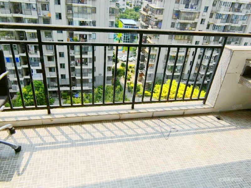 精装好房 高楼层视野无遮挡 近医院 满二 朝南 有电梯,金山大景城二手