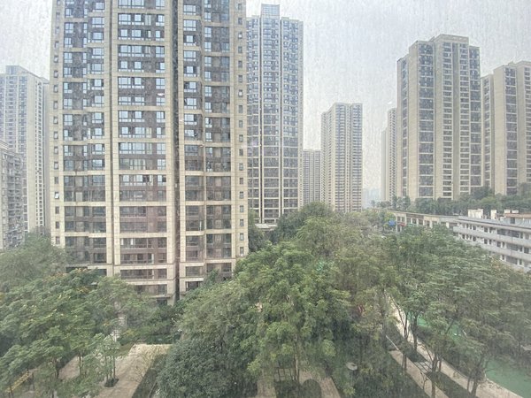 北滨路 融景城锦峰精装四房 近轻轨 出行方便 随时看房,江北租房-重庆