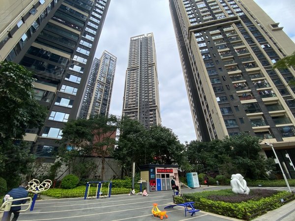 深圳光明光明勤诚达正大城(一期)长圳勤诚达正大城一期,103平大三房两