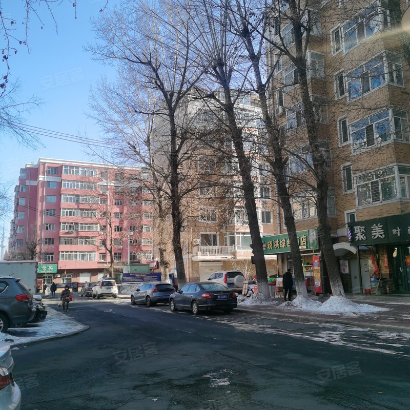 孙健2021-04-03 14:30:38小区户型中北春城一期 多层 顶是七带八复试